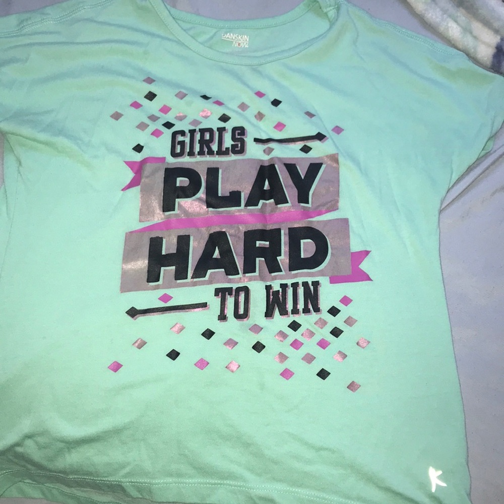 Danskin L\G (10-12) GIRLS PLAY HARD TO WIN t shirt